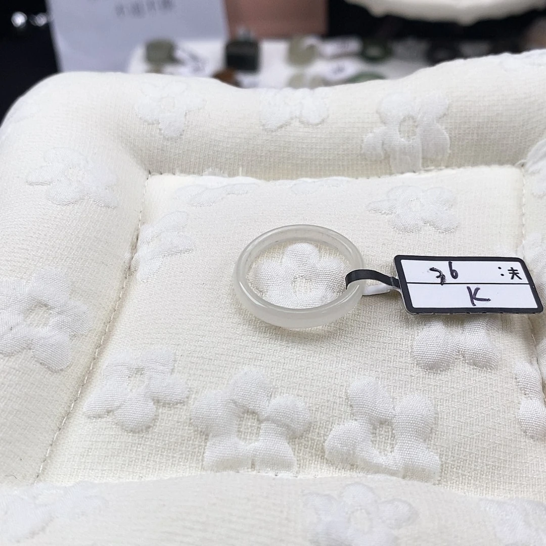 和田玉（糖玉）未镶嵌戒指11浅紫细条内径19.3