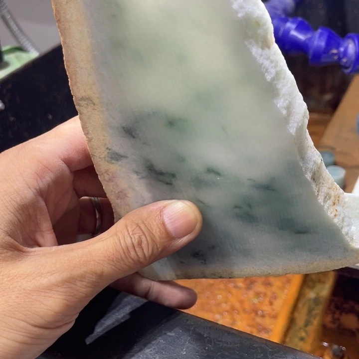 用***2定制翡翠未镶嵌边角料