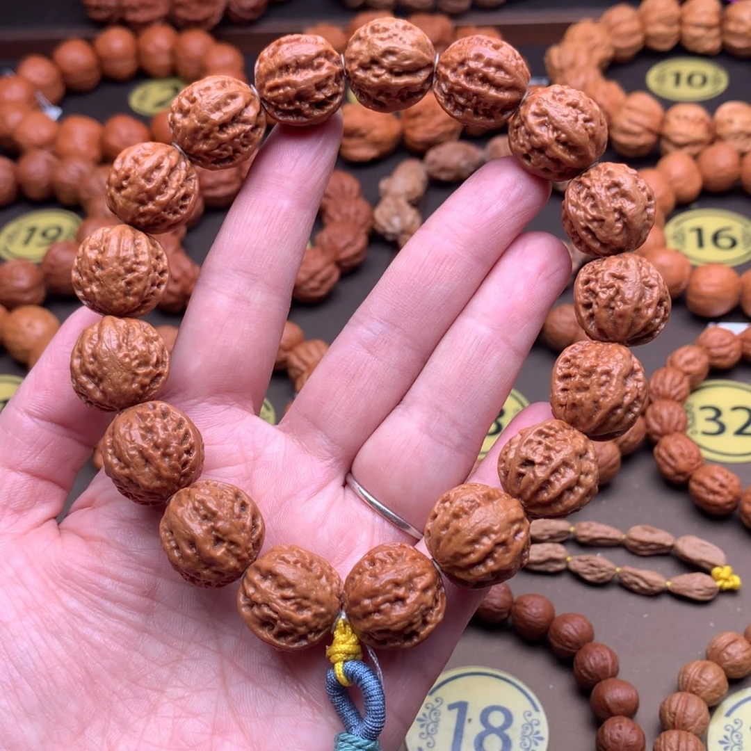 文玩核桃手串19尺寸