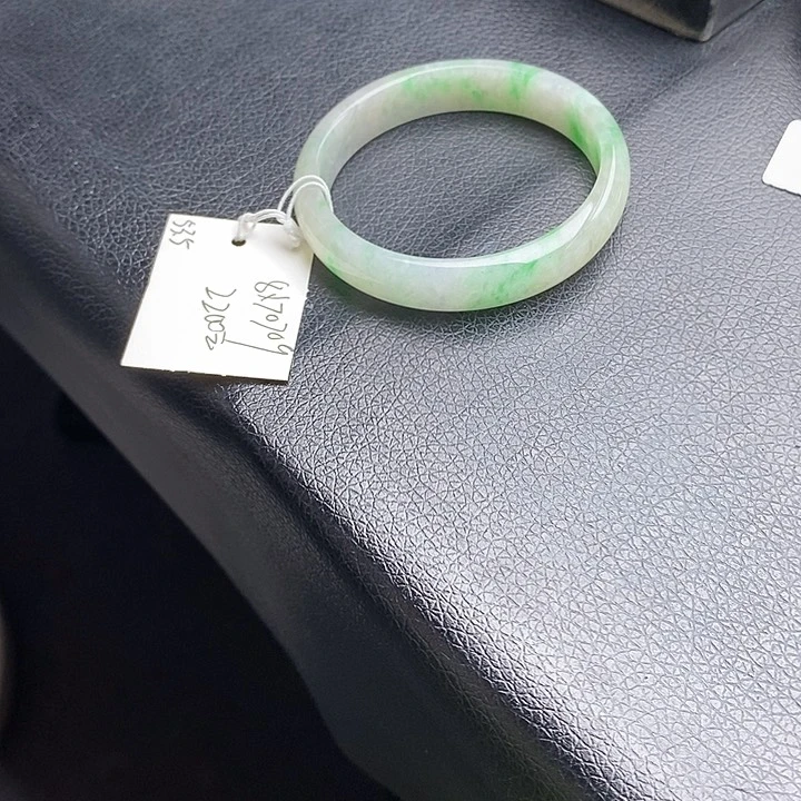 翡翠手镯未镶嵌53➕圈口