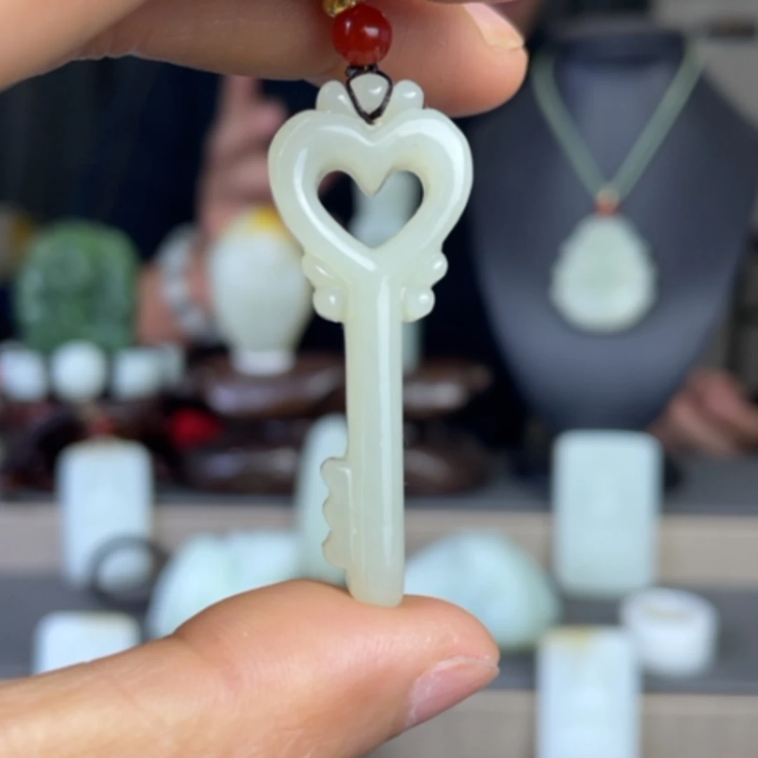 【闪购商品】和田玉颈饰未镶嵌