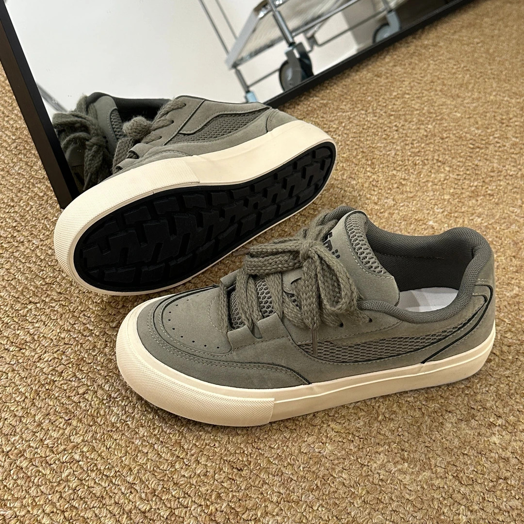 2025爆款新款百搭痞帅男鞋秋季小众面包板鞋厚底美式休闲男式鞋子