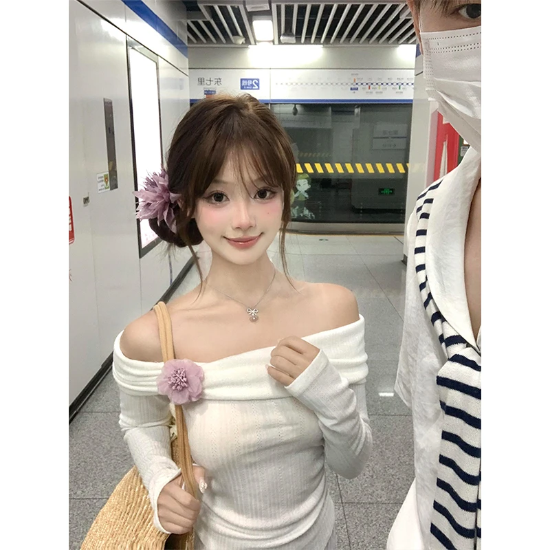 入秋一整套高级感韩系早秋穿搭法式气质甜美温柔风连衣裙子套装裙