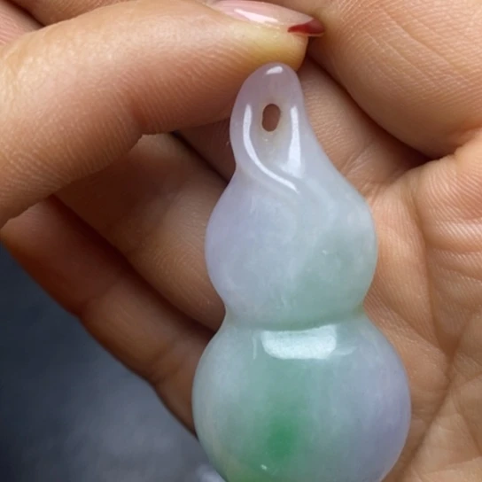 白玉菩提吊坠摆件