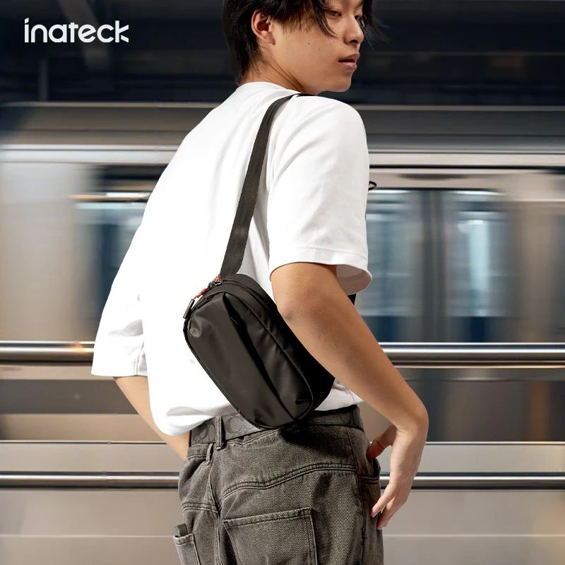 迪卡依特价Inateck小伞包斜挎包男胸包轻便通勤包骑行机车背包户