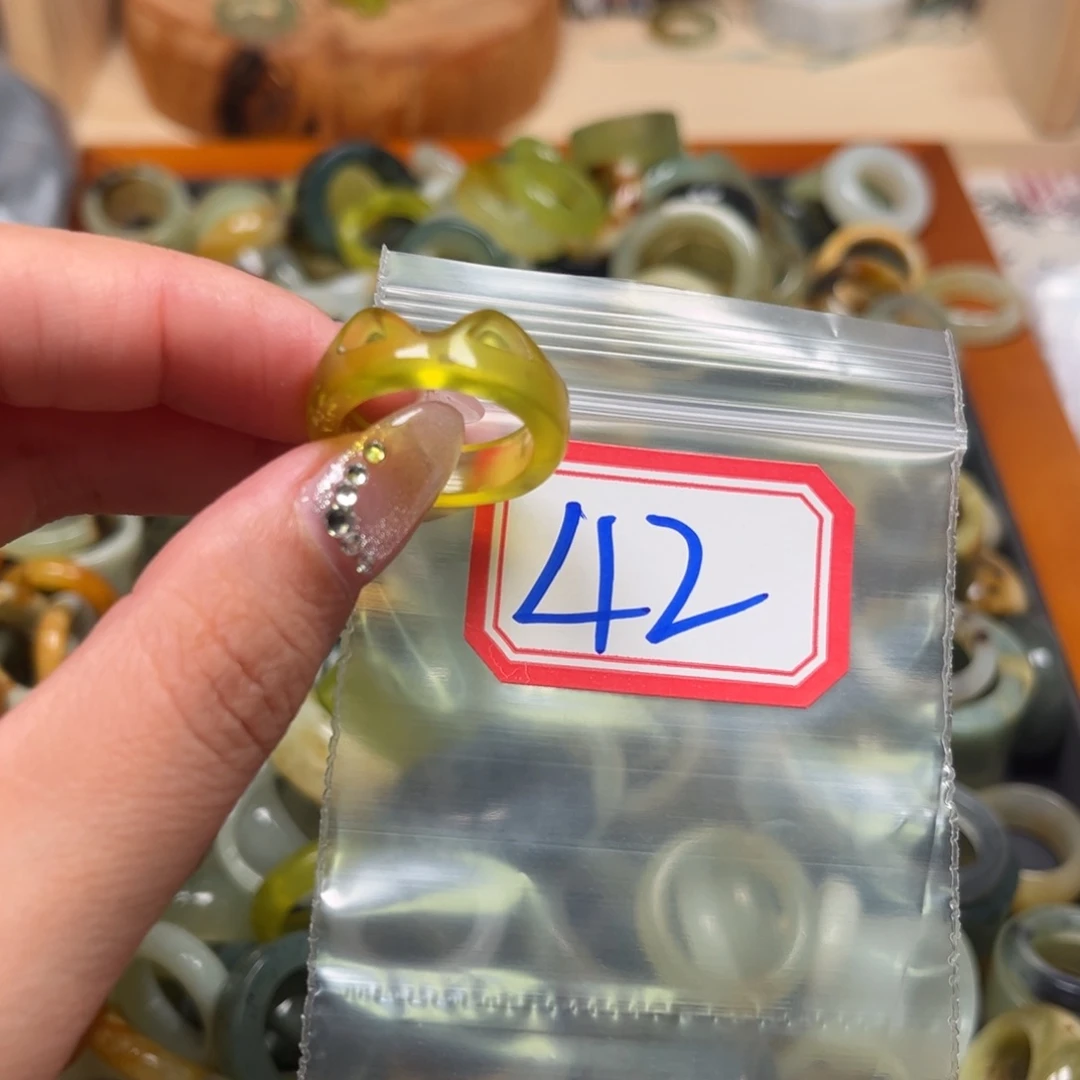 9***6蛇纹石玉未镶嵌珠宝奇石