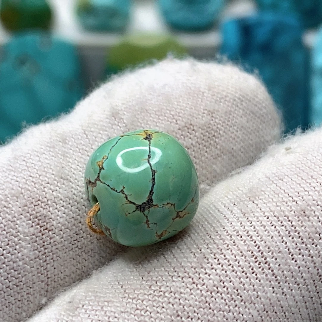 绿松石未镶嵌天然原矿 地大质检