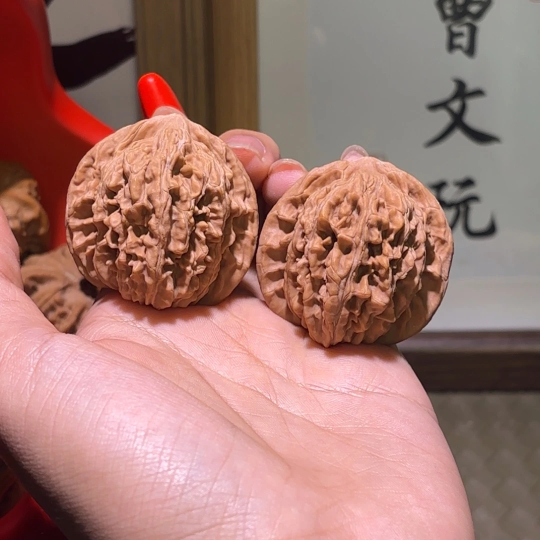 文玩核桃吊坠42尺全品三角楼