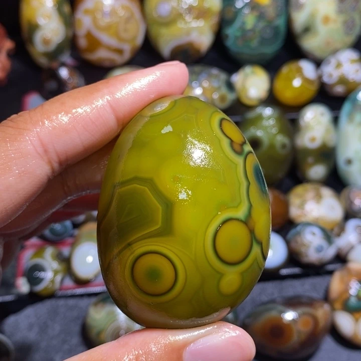 未镶嵌玛瑙/玉髓珠宝奇石