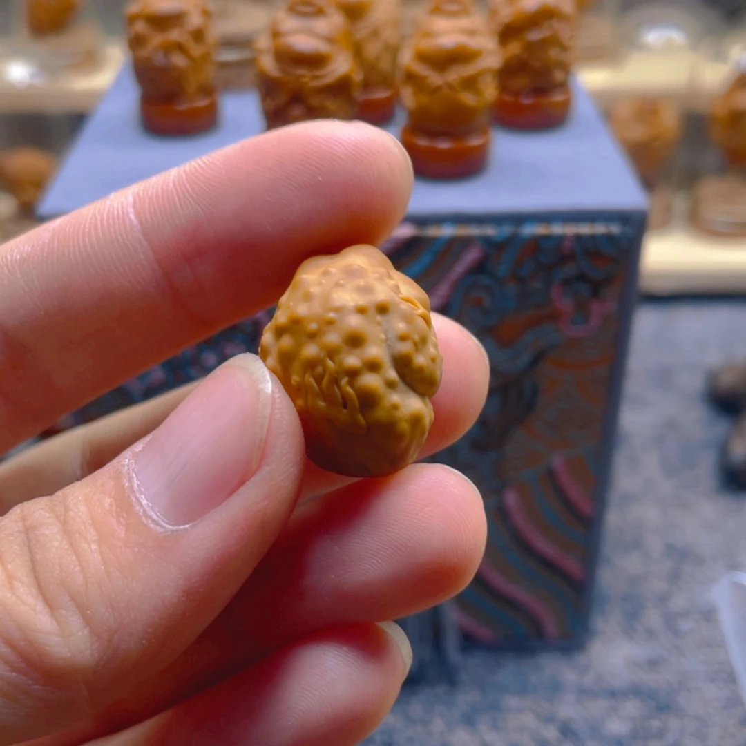 【闪购商品】橄榄核吊坠王*橄榄核