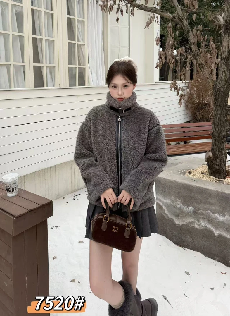 7520【衣长60】时尚短外套女2025秋冬新款显瘦休闲毛外套【A区】