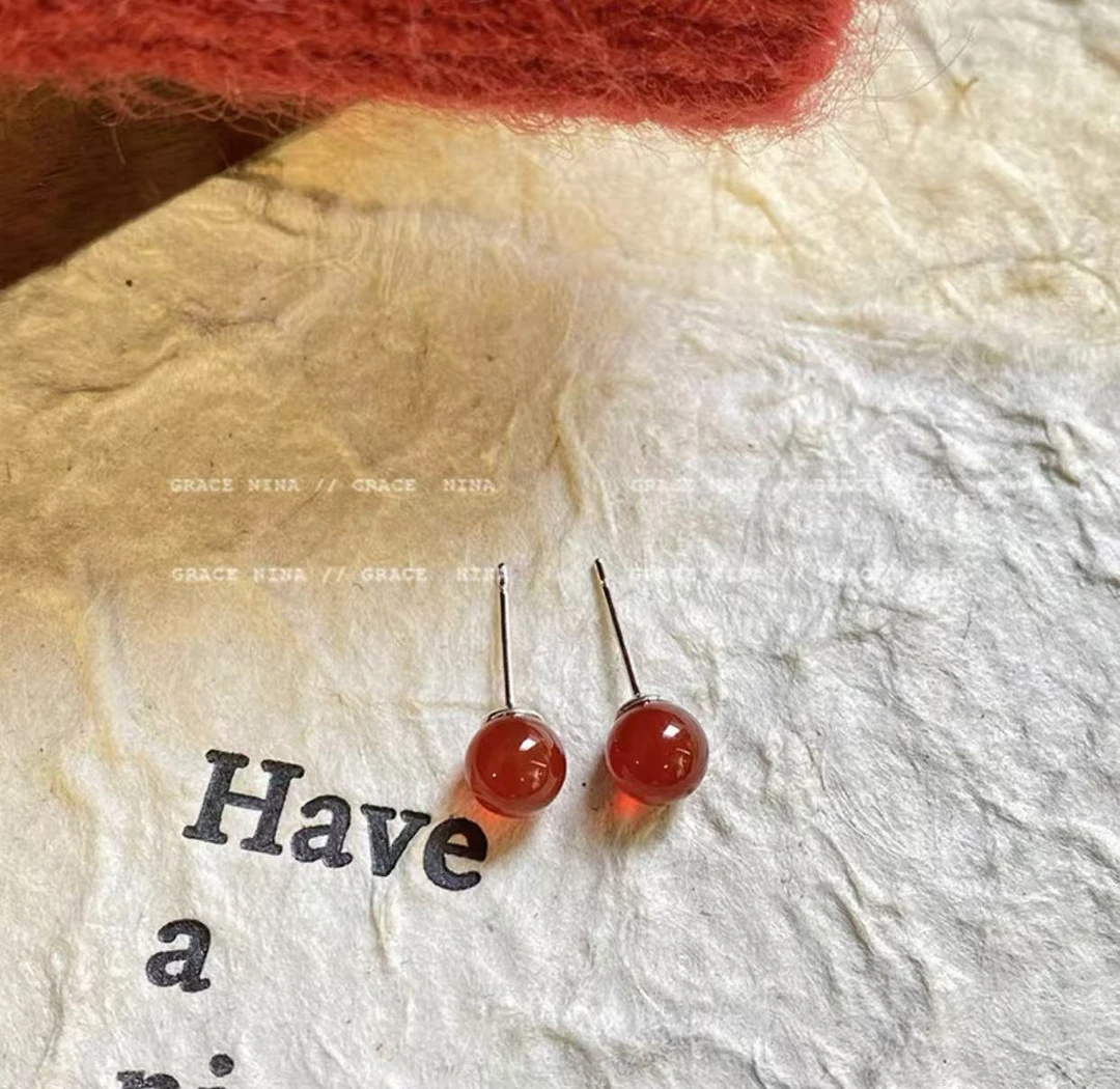 掌柜精选 时尚精品6毫米南红耳钉103