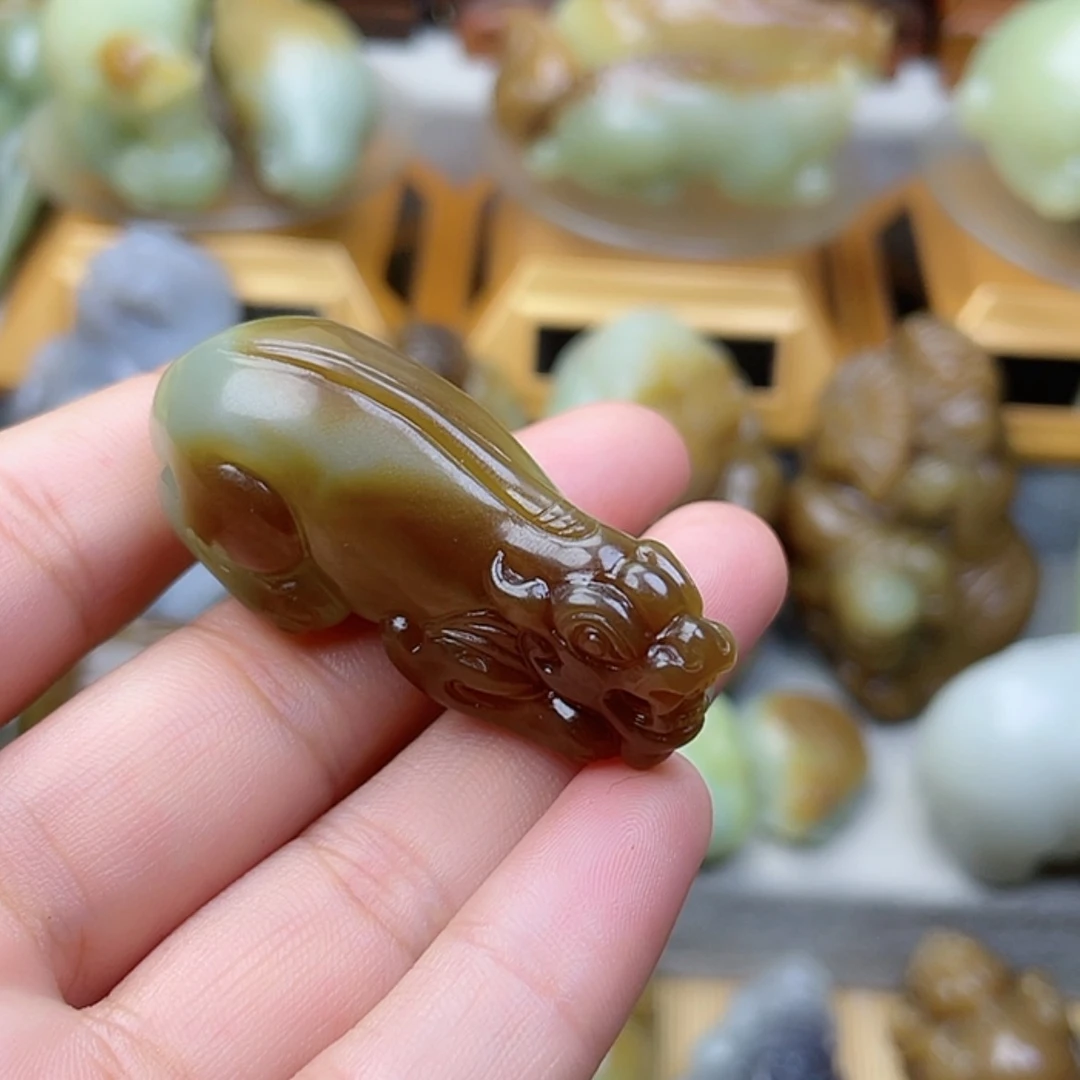 【闪购商品】未镶嵌和田玉挂件清*。