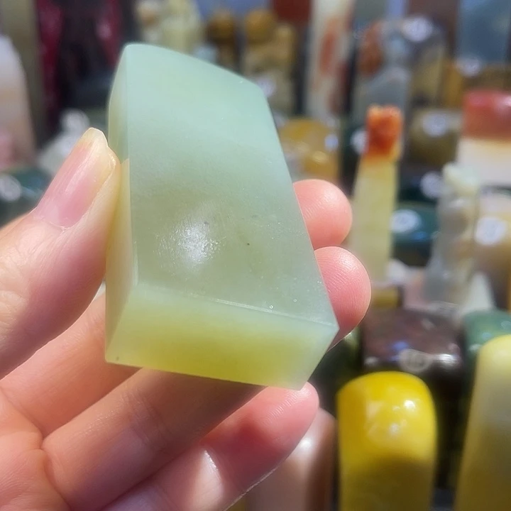 巴林石印石辽宁丹东晶