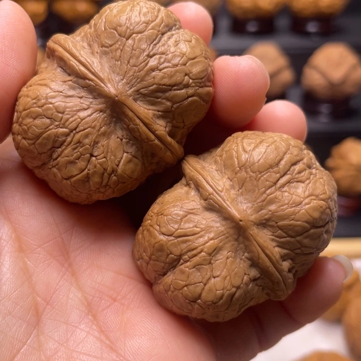 把件文玩核桃方尊14Y