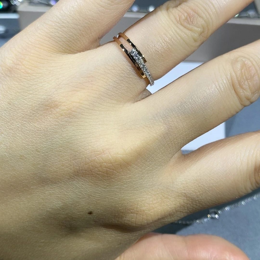 18K金镶嵌实验室培育钻石戒指/指环