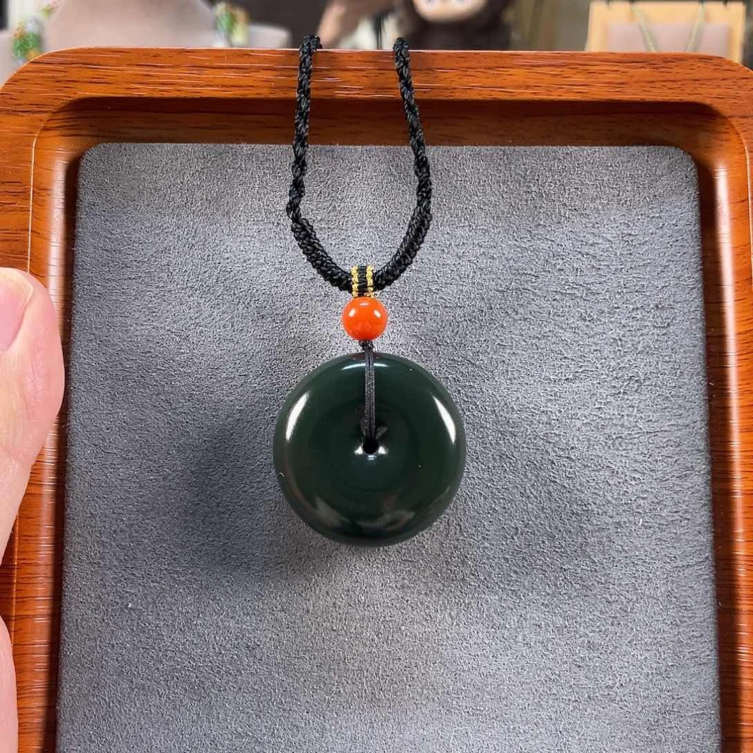 和田玉未镶嵌吊坠(不含链)