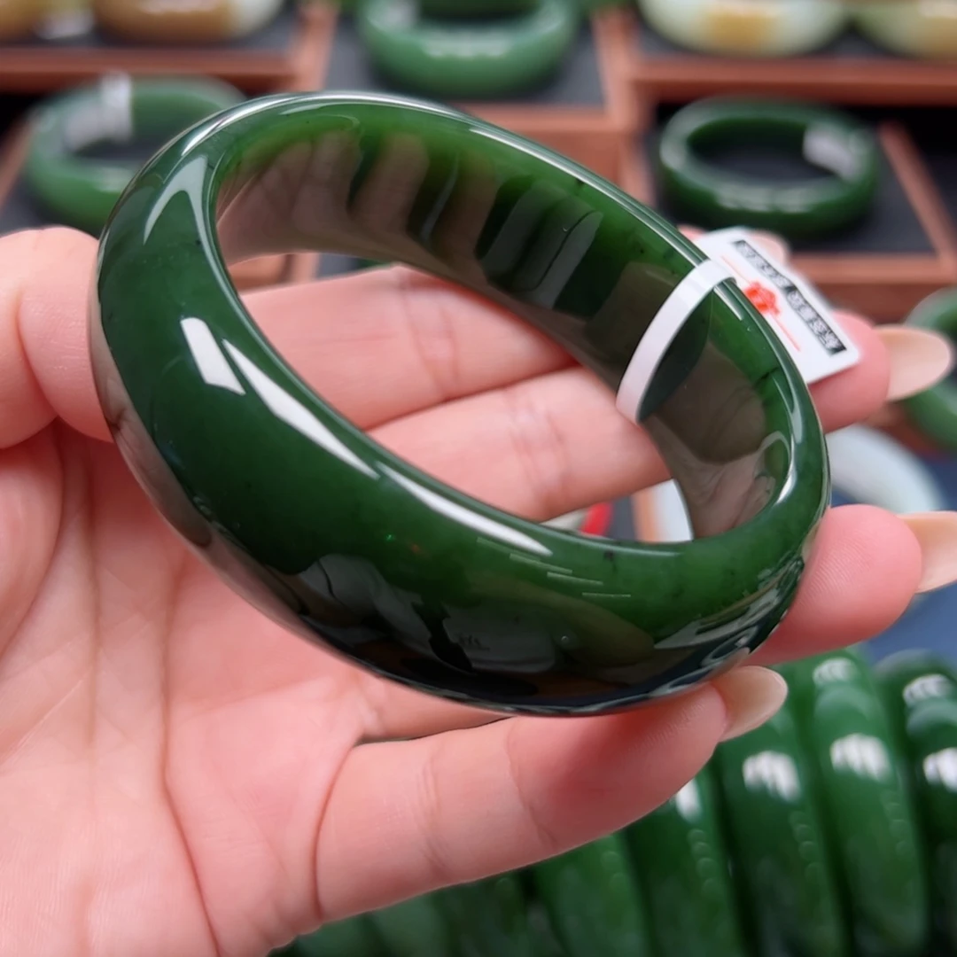 未镶嵌手镯和田玉（碧玉）6263圈口