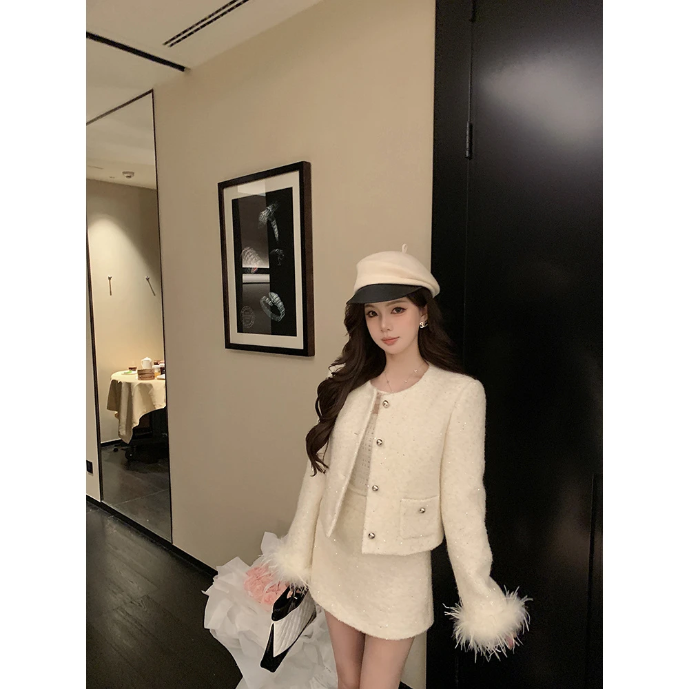 法式名媛风小香风套装女2025秋冬毛毛袖拼接外套高腰短裙两件套