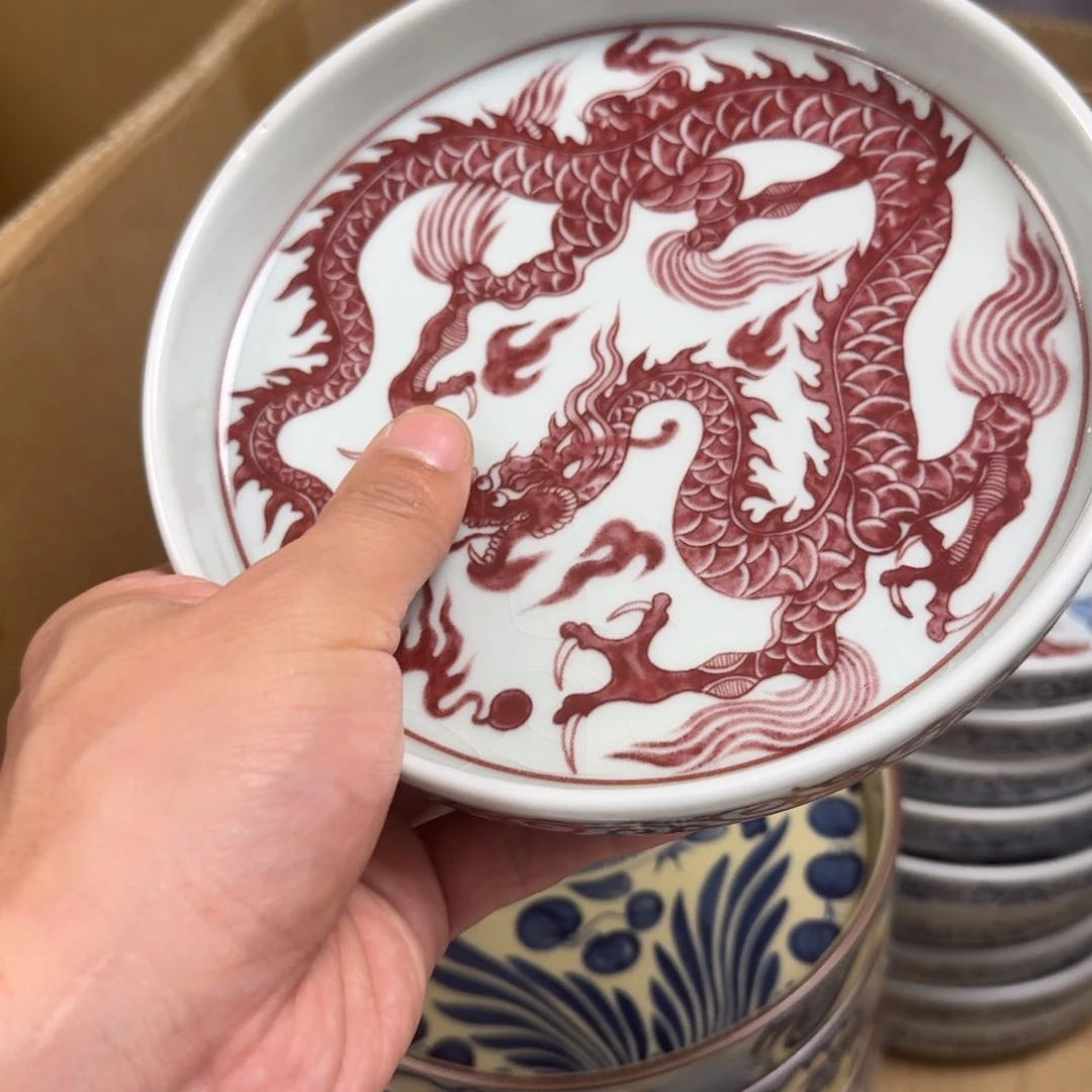 摆件釉里红铠甲龙大壶承微瑕