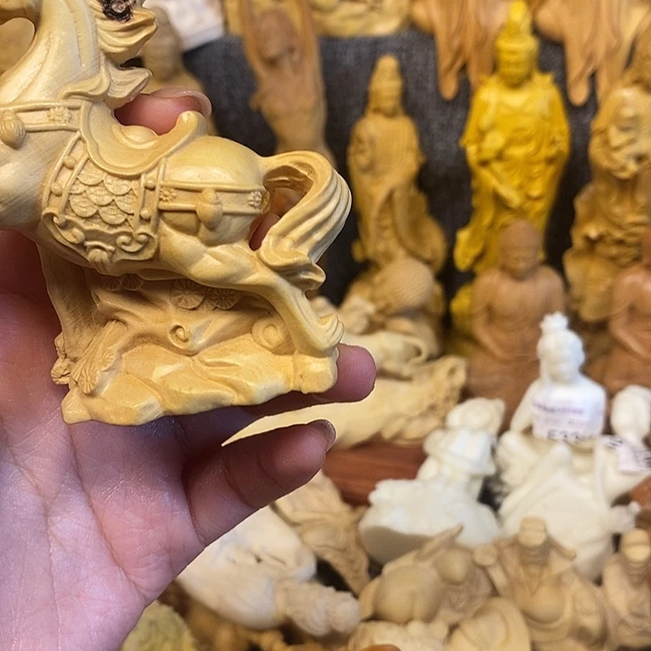 黄杨木黄杨木瑕疵唐马