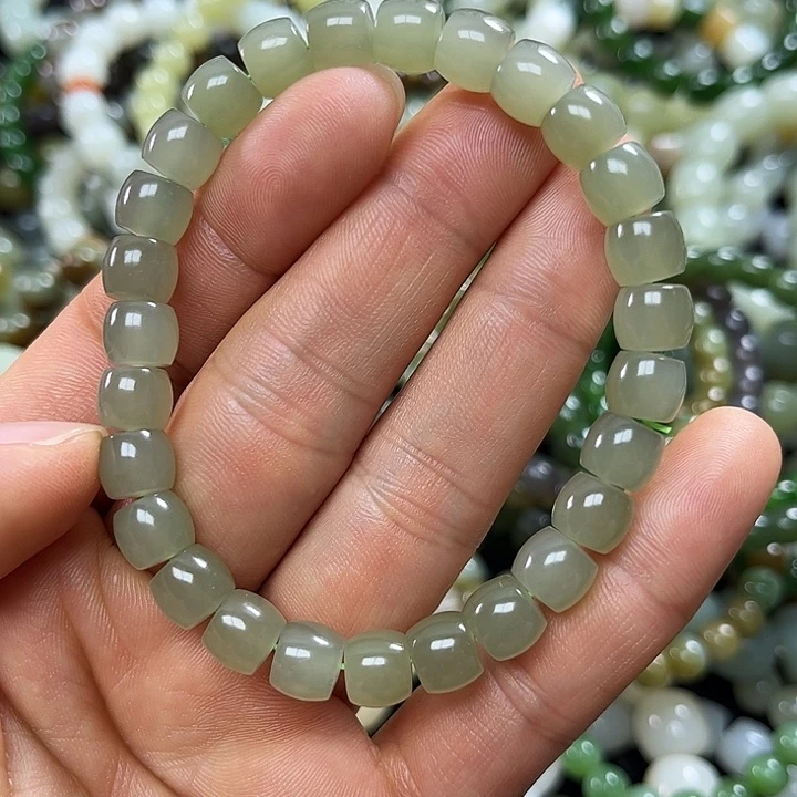 ****g和田玉未镶嵌手链