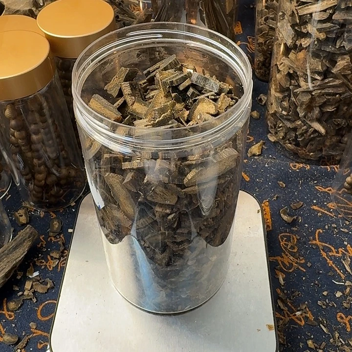 沉香碎屑沉香亚*送炉子香包