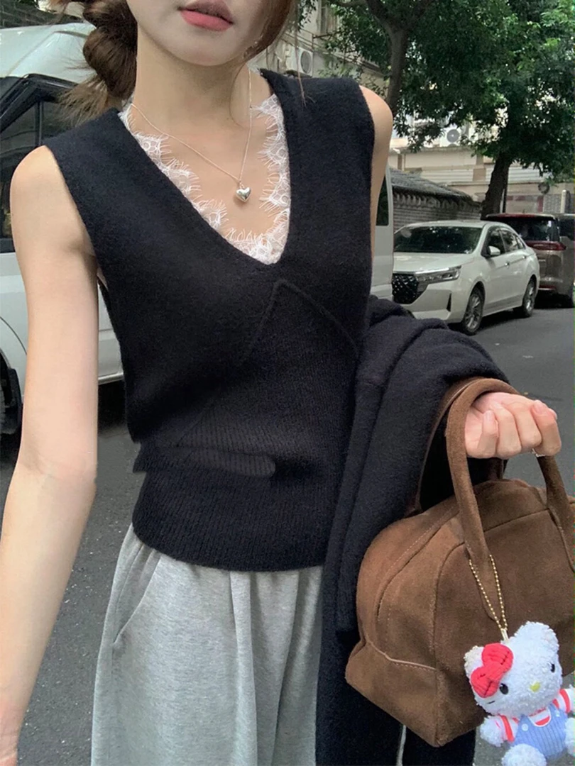 温柔风蕾丝边V领软糯背心+上衣针织开衫套装