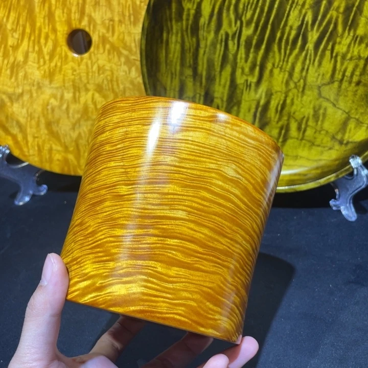 金丝楠笔筒45666666655666