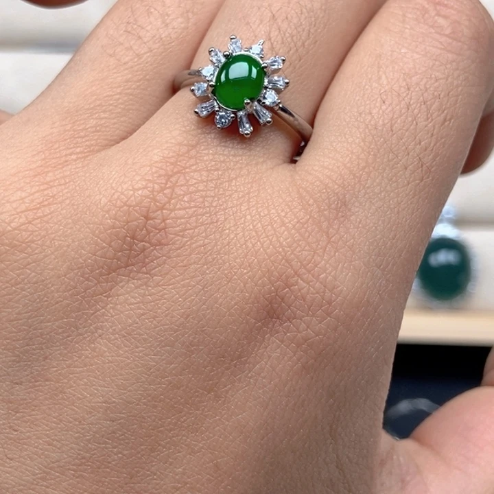 翡翠未镶嵌戒指戒指