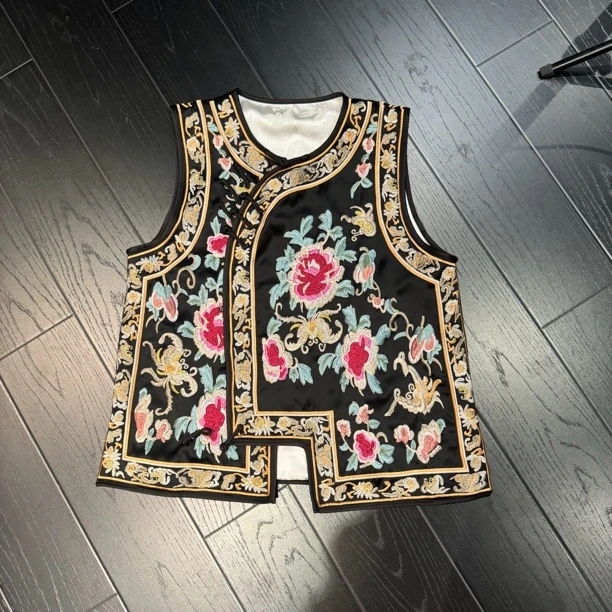 5057《晚晚推荐》新中式重工刺绣百搭马甲