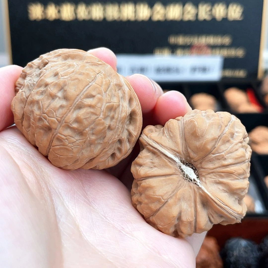 把件文玩核桃开播福利对黄金尺寸手大手小都能盘全品凹底4222