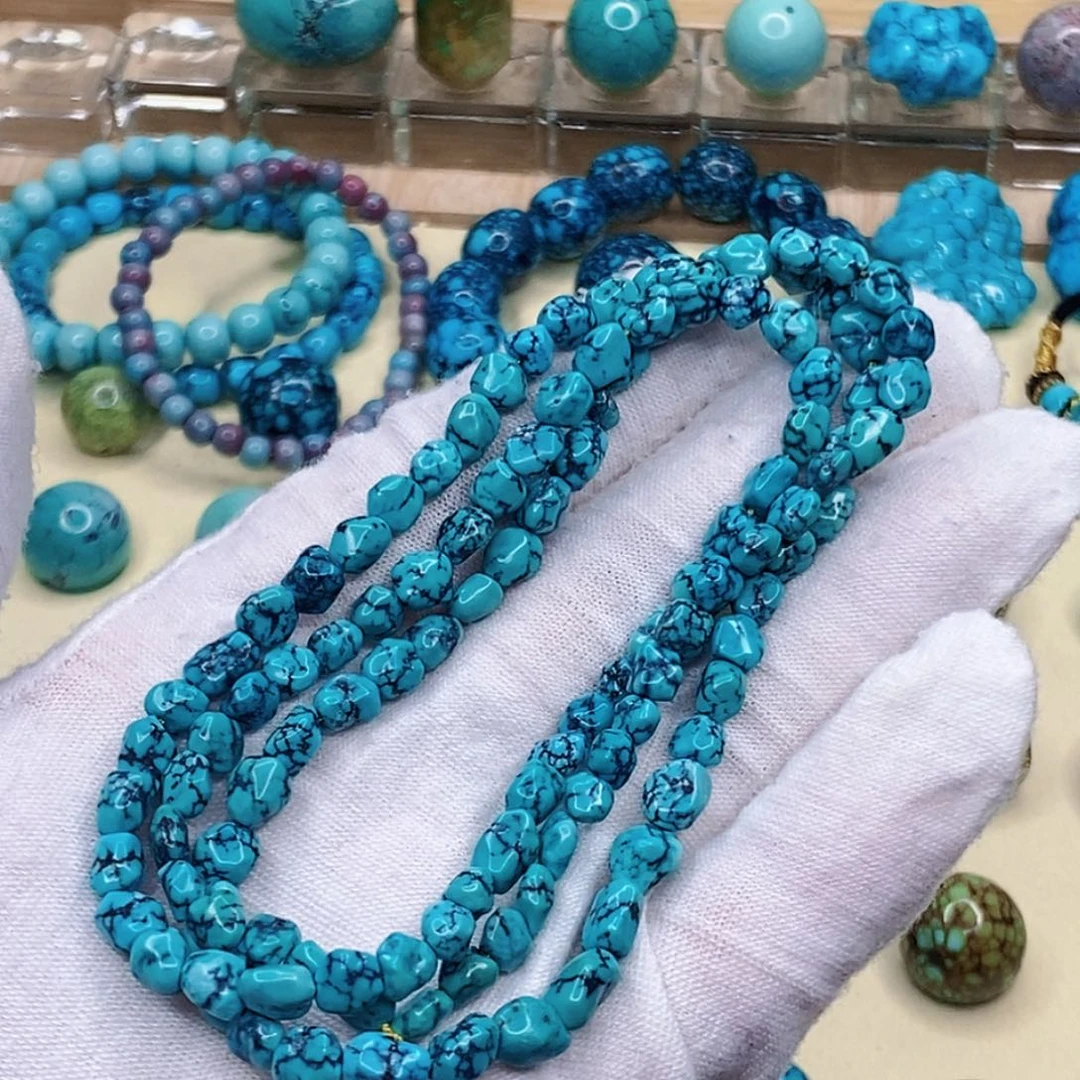 绿松石未镶嵌珠宝奇石