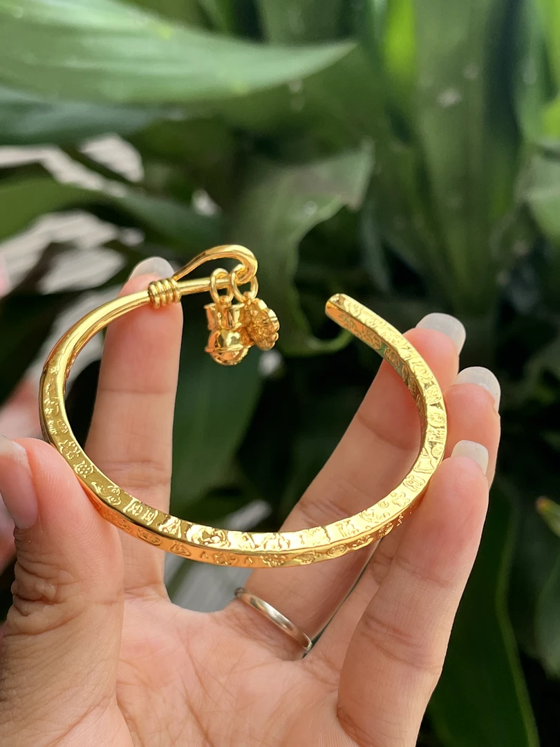 841 精工金色平安锁手镯