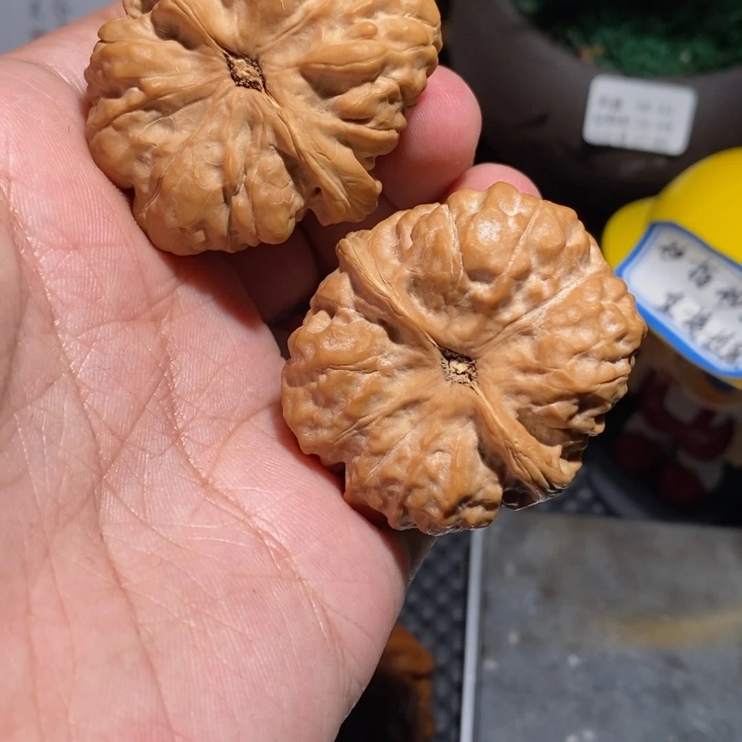 文玩核桃把件S****y蛤蟆头