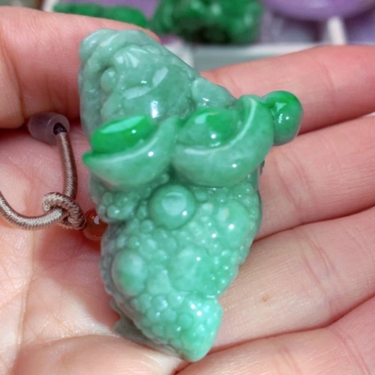 翡翠吊坠(不含链)未镶嵌