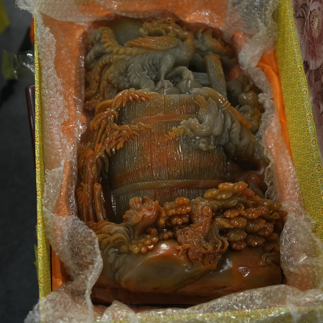 香港王老板-寿山石摆件8y10