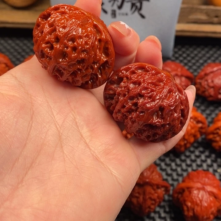 文玩核桃吊坠宫灯c1