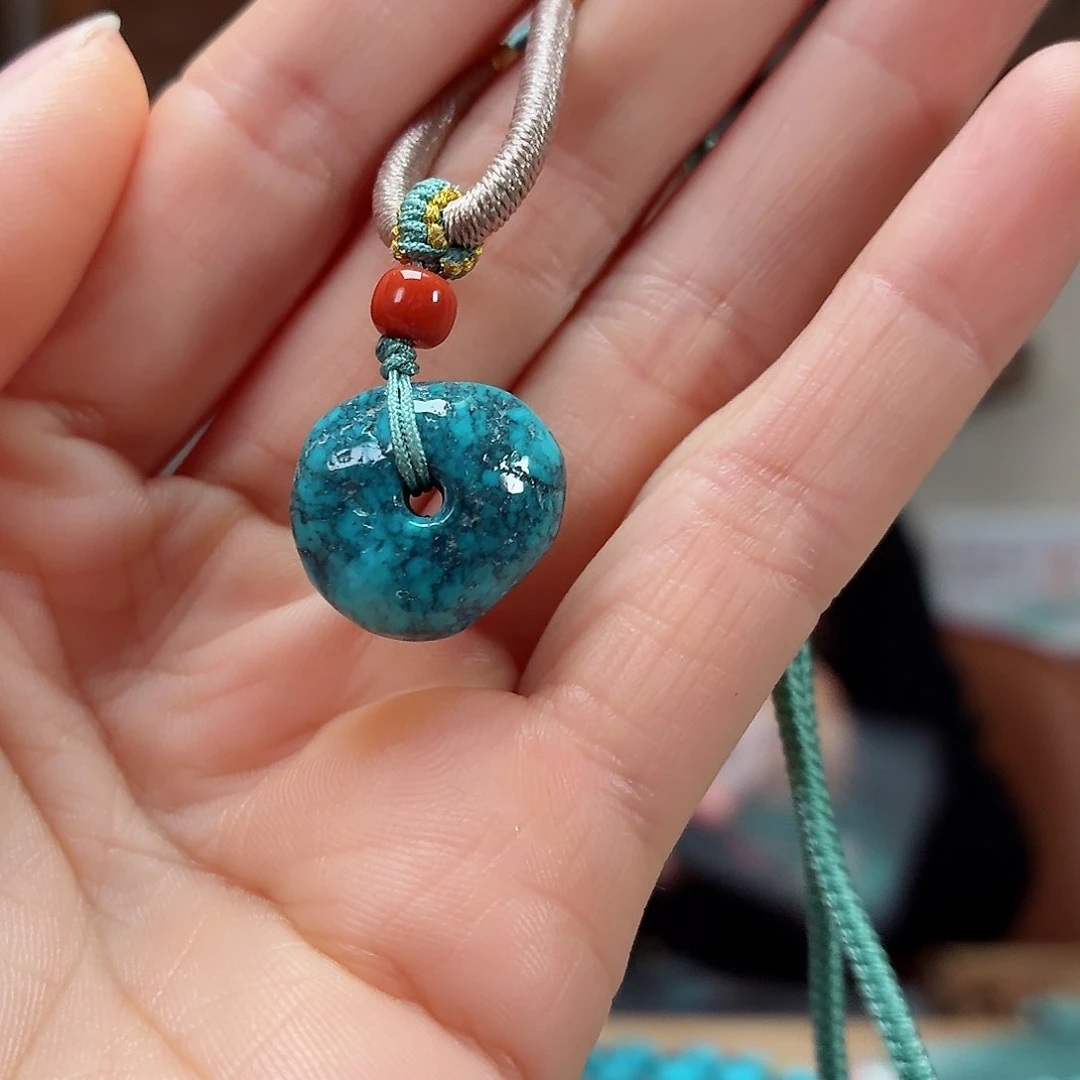 未镶嵌绿松石珠宝奇石