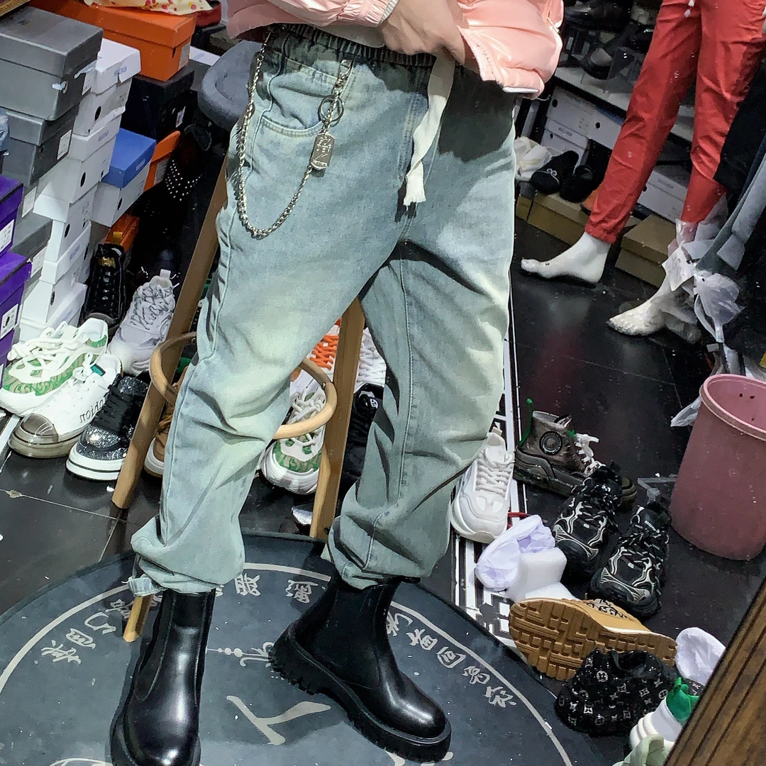 男士直筒做旧蓝色牛仔裤