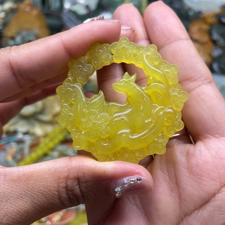 重***年蛇纹石玉未镶嵌吊坠