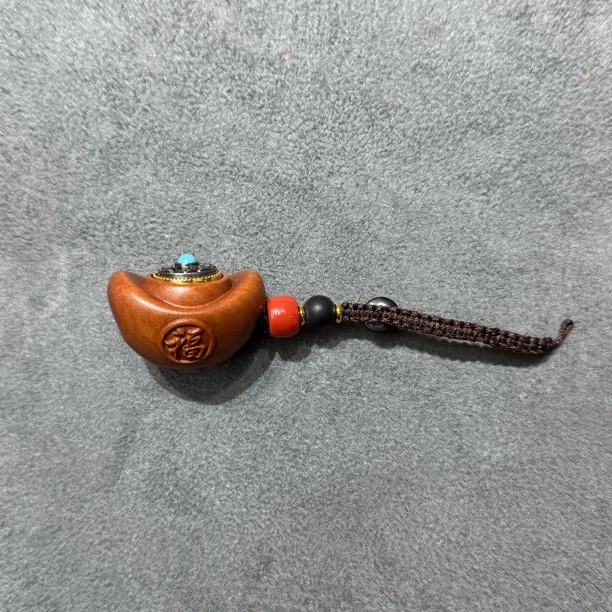 桃木元宝挂件一个-3254