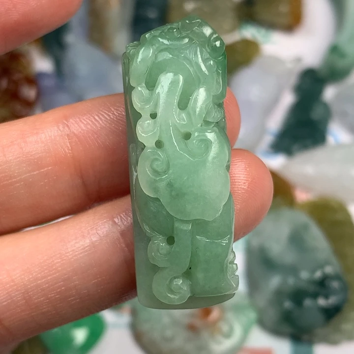 未镶嵌定制翡翠翡翠