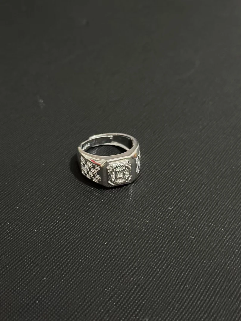 足银戒指   时尚气质经典百搭戒指Dzh621504