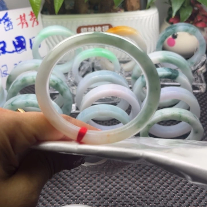 无***财翡翠未镶嵌手镯翡翠手镯定制