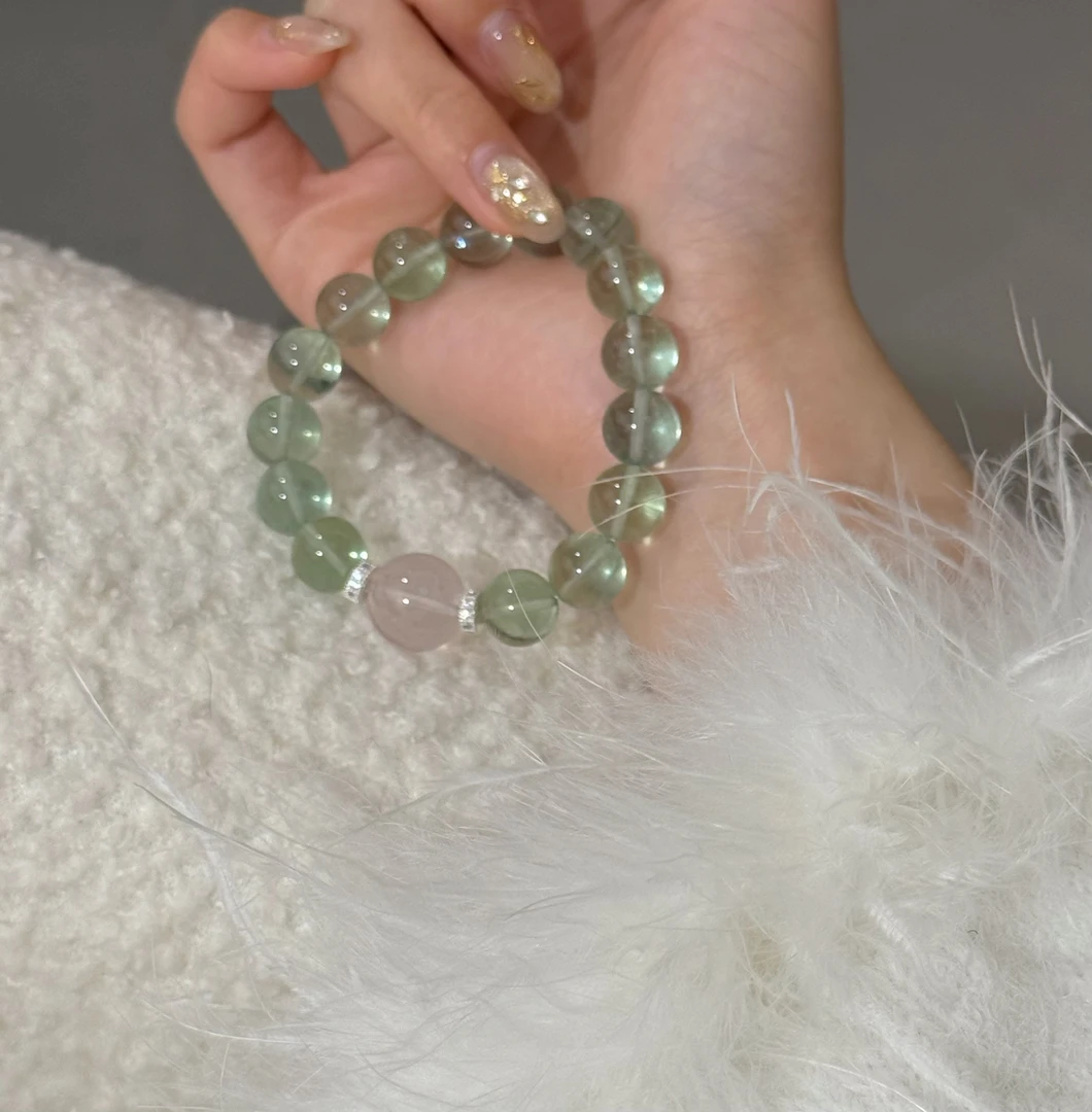 F35《雨后青提》透体萤石手串11mm