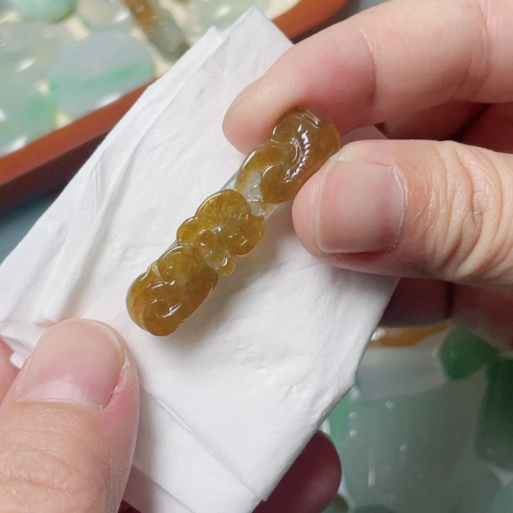 未镶嵌定制翡翠随行