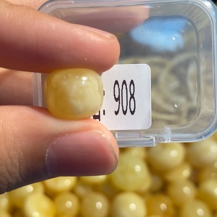 琥珀未镶嵌珠宝奇石908