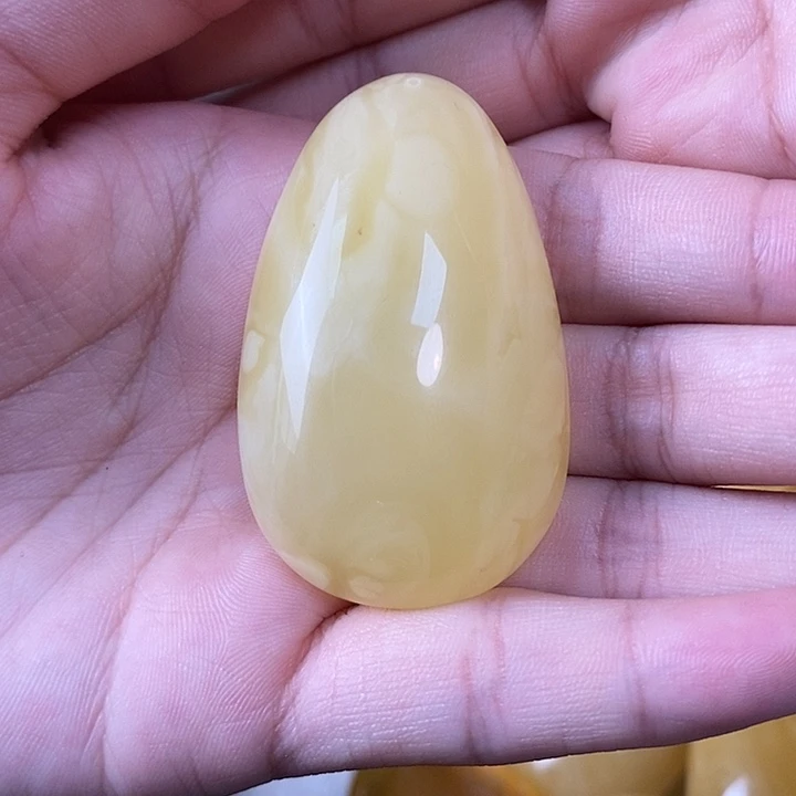 琥珀未镶嵌裸石水滴