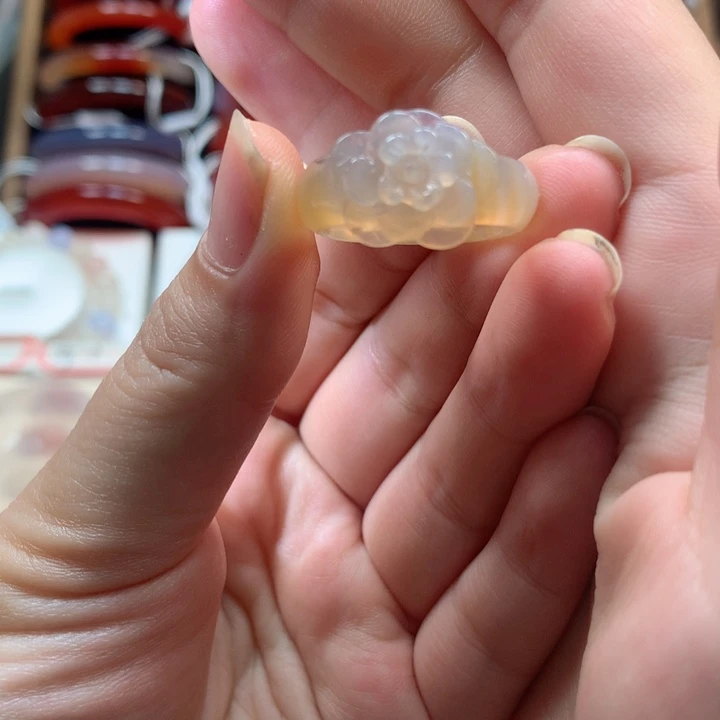 玛瑙/玉髓手镯未镶嵌耕***获